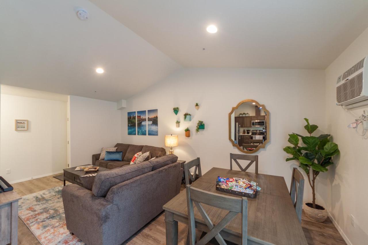 Apartmán Modern And Stylish King Bed Wifi Free Parking Spokane Valley Exteriér fotografie